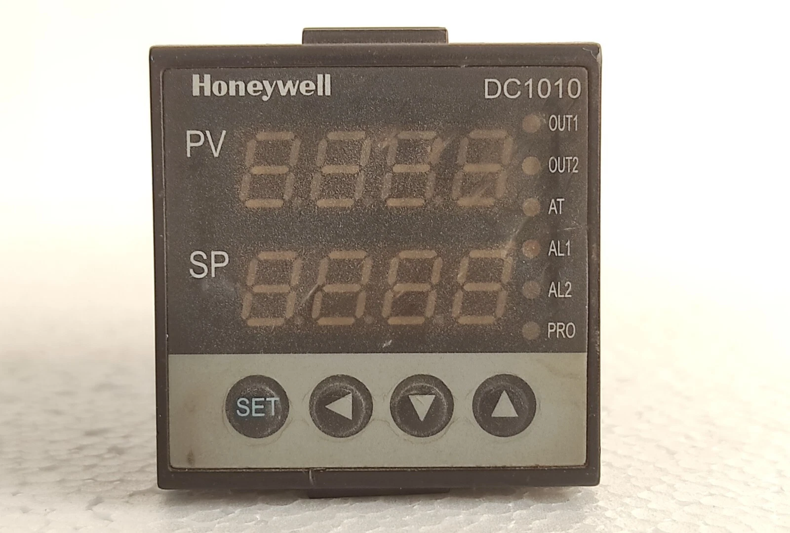 admin/uploads/uploads/honeywell_dc1010cr_digi_tem_controllerrer_4.webp