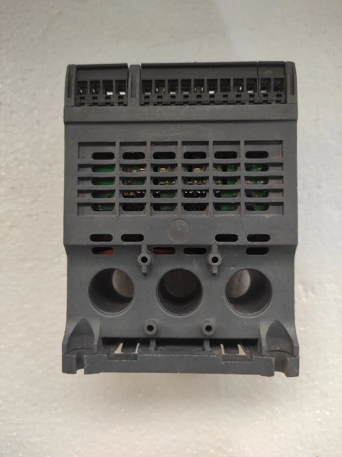 admin/uploads/uploads/scheider_Electric_LTMR27MFM_MOTOR_MANAGEMENT_CONTROLLER_4.webp
